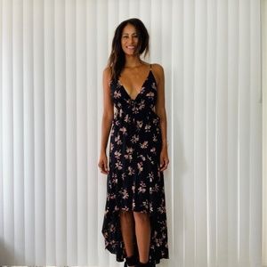 NWOT Jolie Maxi Dress